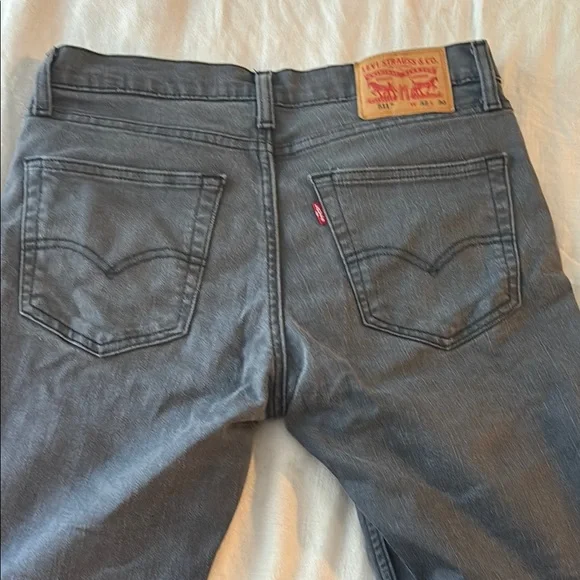 Levi's Men's Charcoal Straight Jeans - Picture 1 of 3